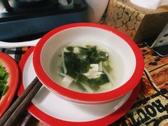 一地眉毛-小龍鳳·港式海鲜打边炉(沙湖路店)