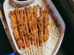 -威记烧嘢·南宁烧烤·超级生牛(绿地店)