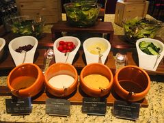 色拉-上海锦江汤臣洲际大酒店壹阶层