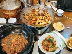 -富正毅三下锅·湘西韵味(天门山索道店)