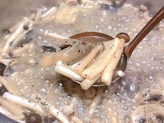 -斯普汇生蚝牛排馆(中骏世界城店)