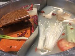 -憨铁匠老火锅(龙岗万科里店)