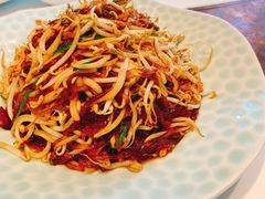 豆芽炒粉-红樱桃·欢乐餐厅(太原里店)