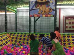 -蒙特利亲子乐园