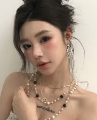 -明天见·化妆造型工作室