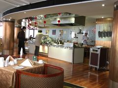 -汇泉王朝大饭店-旋转餐厅(南海路店)