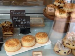 -SKROLL卡特司库·蛋糕定制·生吐司·司康(古北程家桥店)