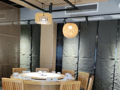 -嫩芽 ·地道重庆菜(十八梯露台夜景店)