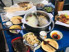 -马路边边·成都串串(翠柏路店)