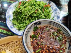 -昆虫窝子·特色云南菜(拓东路总店)