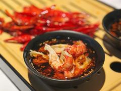 -肥肥虾庄·金牌油焖大虾(汉街SKP店)