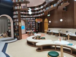 -奈尔宝·儿童乐园·亲子餐厅(鄞州万达店)