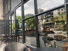 -星巴克(上海汇锦里店)