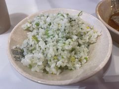 -沈姐万州烤鱼(沙坪坝七中店)
