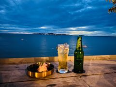 -网红落日悬崖餐厅 The Sky Gallery