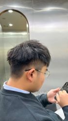 -Tloml salon