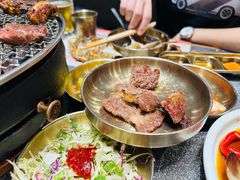 -草家酱蟹炭火烤肉店(珲春南路一店)