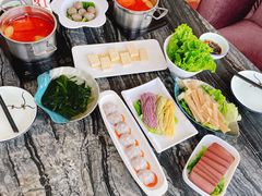 -云中捞高空旋转餐厅(商茂世纪广场店)