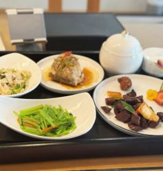 -爱陪伴尊享月子中心(国际店)