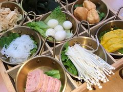 -三顾烤庐·烤鱼·烧烤·龙虾(奉贤店)