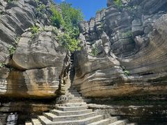 -梭布垭石林景区