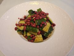 老醋花生拍黄瓜-汤城小厨•粤菜•靓汤(苏州街店)