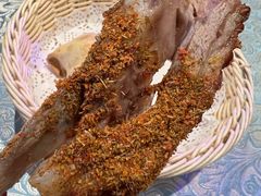 馕坑果木烤羊排-巴扎美食·新疆菜·西域歌舞表演餐厅(新疆大厦店)
