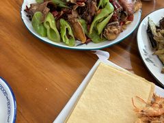 -美顺香食府鱼头老店(雪野湖店)