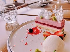 -杏荟旋转餐厅(广州爱群店)