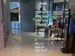 -上海尚嘉中心