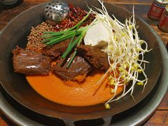 -四小区火锅·巷子里的重庆火锅(花照壁店)