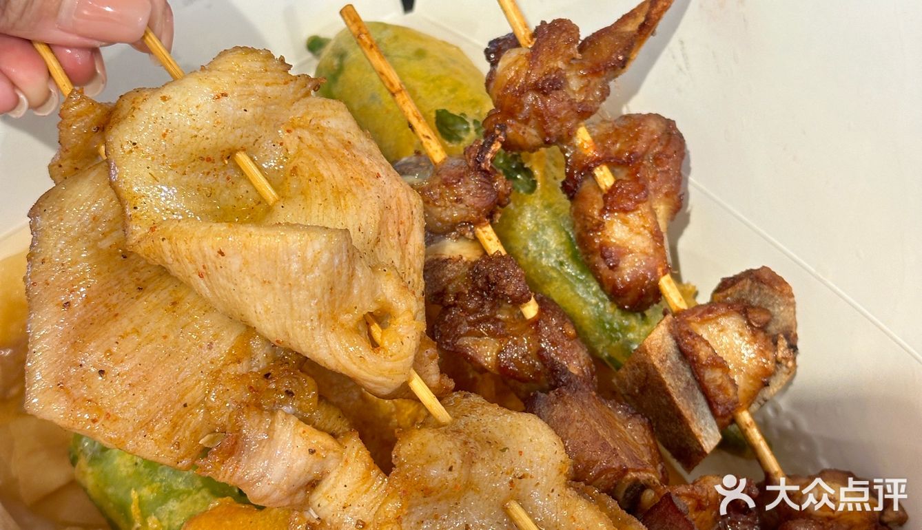 顺德土著带路。。大润炸猪肉集合店！