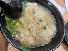 上海小馄饨-小杨生煎(龙阳广场店)