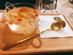 蔓越莓桃胶银耳-炖物24章·顺时轻养茶(杭州大厦店)