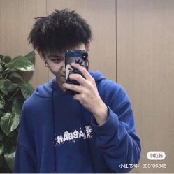 -时尚殿堂明星门店