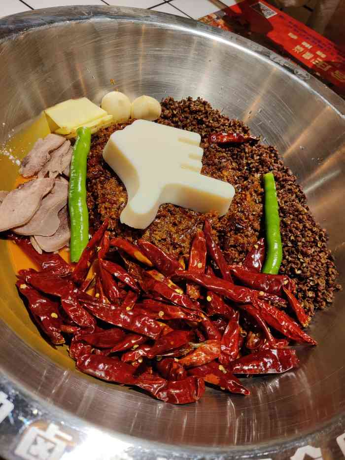 贤合庄卤味火锅(龙江新城市广场店)-"第三次来这儿吃饭了,这儿的菜品