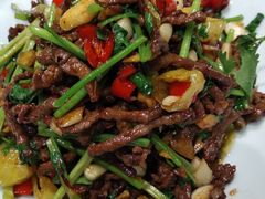 -俏湘厨•地道湘菜(建华南路店)