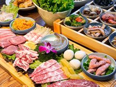 -明洞阿姨·韩式酱蟹烤肉·创意料理(三元桥店)