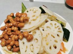 花生米-大嘻咹biangbiang面(历史博物馆店)