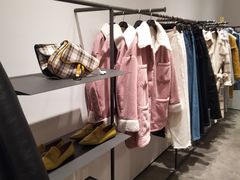 -URBAN REVIVO(西安Momopark店)