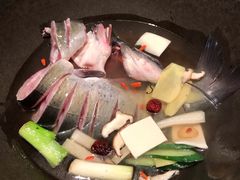 原味原汁锅-鲜潭蒸汽石锅鱼(五道口购物中心店)