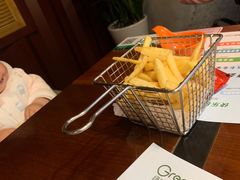 -绿茵阁西餐厅(中央广场店)