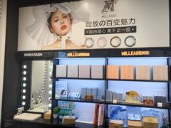 -LOHO眼镜(上海市浦江万达店)