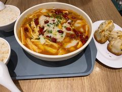 -大食代美食广场(上海中心店)