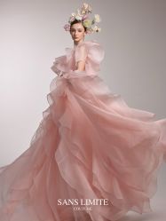 点击看大图 -Renee芮亦婚纱