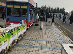 -辽河服务区-停车场