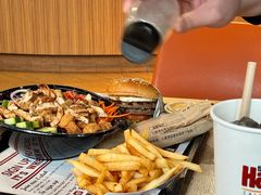 -The Habit Burger Grill 哈比特汉堡(复兴soho店)