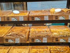 -牛朋牛奶棚(南昌路店)