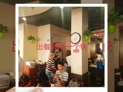 -李先生牛肉面大王(北京站售票厅餐厅)