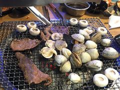 -鑫釜山海鲜烧烤(鑫丰国际店)